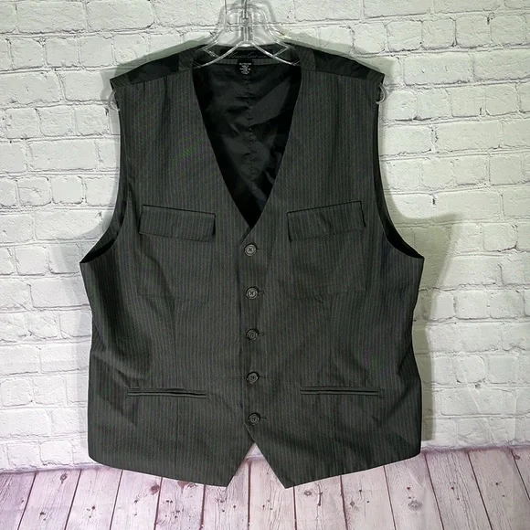 Kenneth Cole New York Men's Striped Dark Gray Vest. Size: XL - Picture 5 of 12